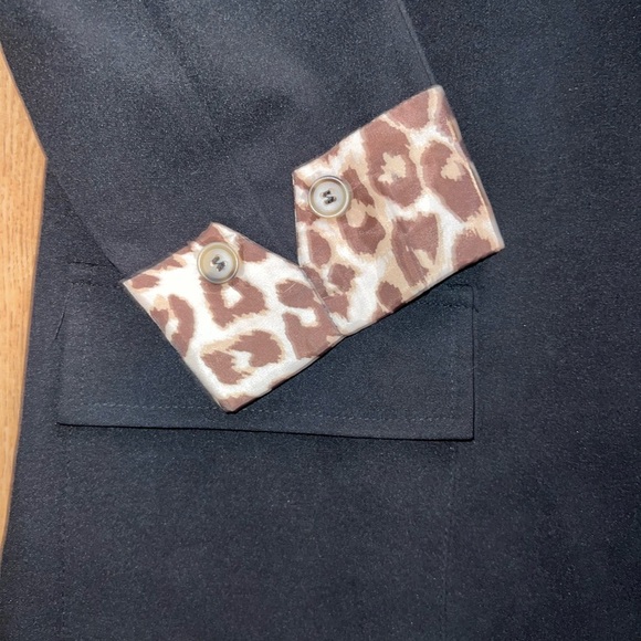 Black and Cheetah Blazer - Picture 2 of 4